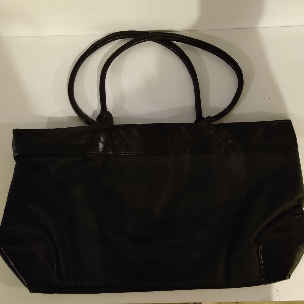 New Signature Club A Black Ladies Tote Bag